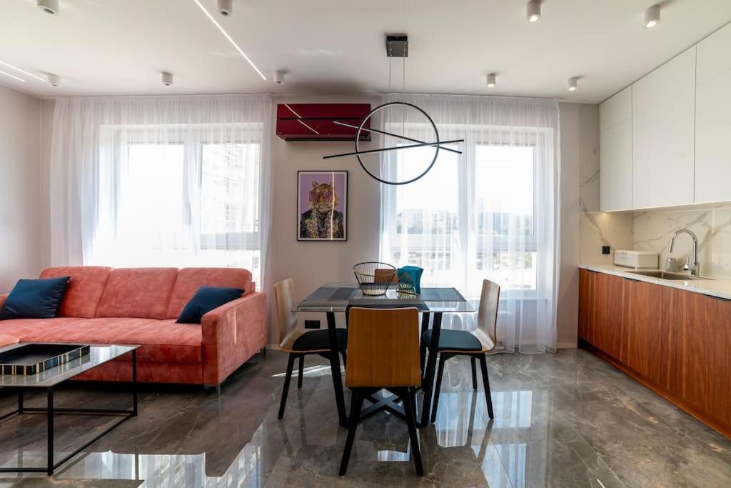 Apartament Koral - Kompozytorow Polskich 7 Lublin Extérieur photo