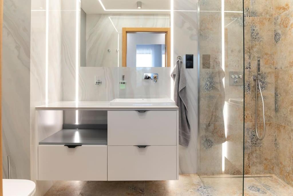 Apartament Koral - Kompozytorow Polskich 7 Lublin Extérieur photo
