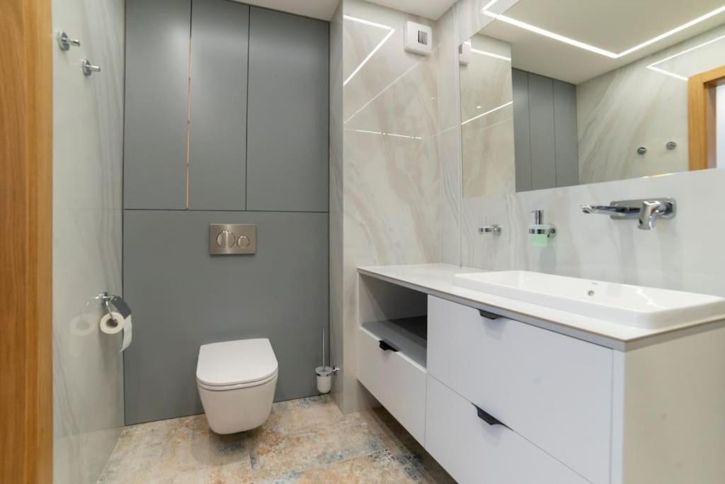 Apartament Koral - Kompozytorow Polskich 7 Lublin Extérieur photo
